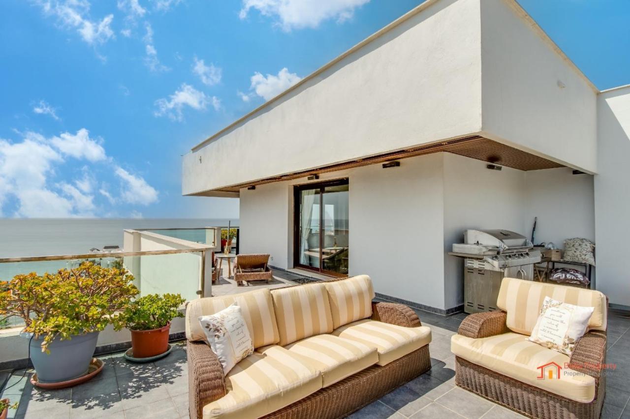 Camarate Golf Penthouse Lägenhet *